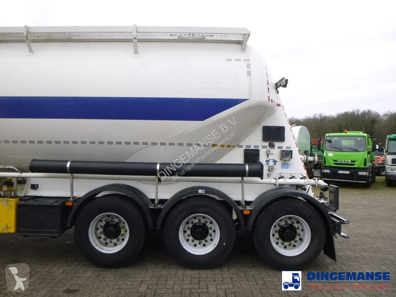 Semiremorca Feldbinder Powder tank alu 36 m3 /...