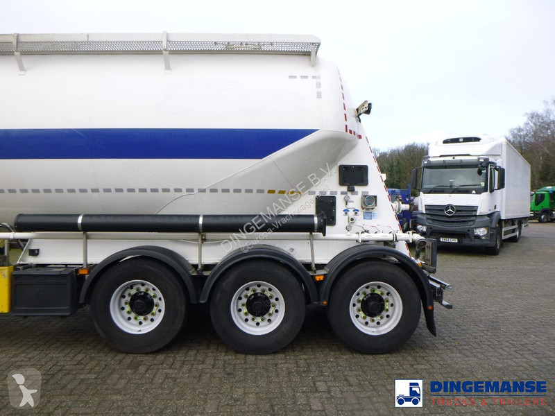 Semiremorca Feldbinder Powder tank alu 36 m3 /...