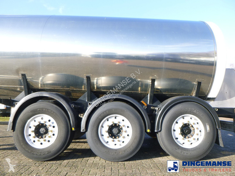 Semi reboque Clayton Food tank inox 30 m3 / 1 comp