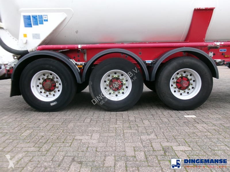 Semiremorca Feldbinder Powder tank alu 41 m3...