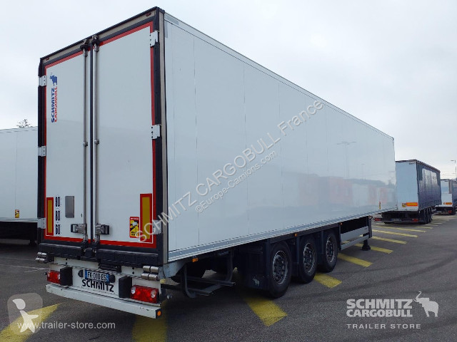 نصف مقطورة Schmitz Cargobull Semitrailer Reefer...