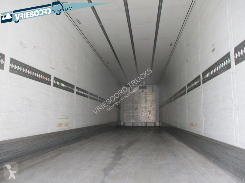 Semiremorca Schmitz Cargobull N/A SCB*S3B Bi-Temp
