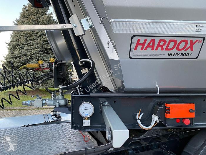 Semitrailer Menci RIBALTABILE POSTERIORE SA 700R