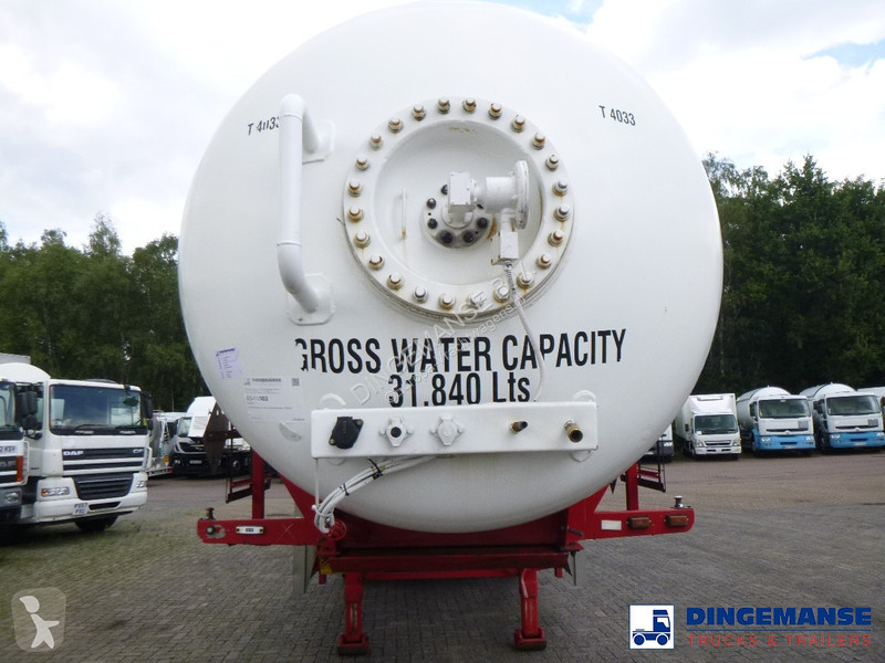 Semiremorca Clayton Gas tank steel 31.8 m3 (low...