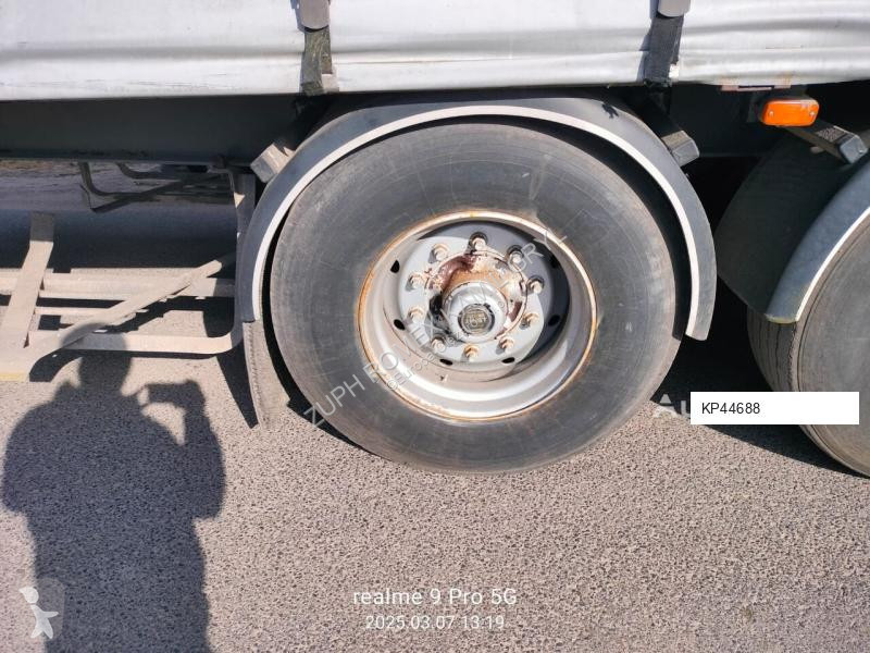 Semiremorca Fruehauf