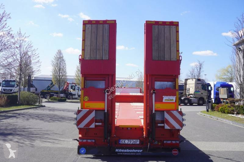 Semitrailer Kässbohrer LB3E low-bed...