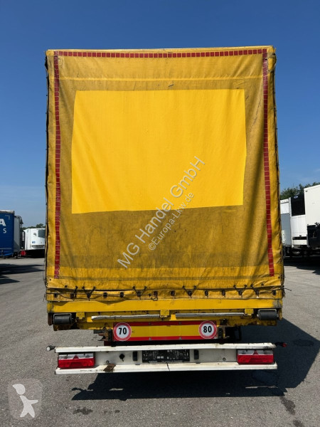 Semirimorchio Schwarzmüller Spezialauflieger...