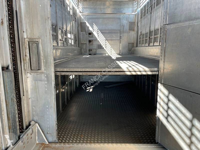 Semitrailer Pezzaioli 3 étages - 3 compartiments