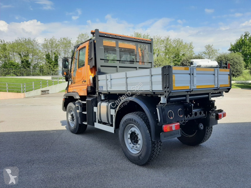 Semitrailer Mercedes UNIMOG