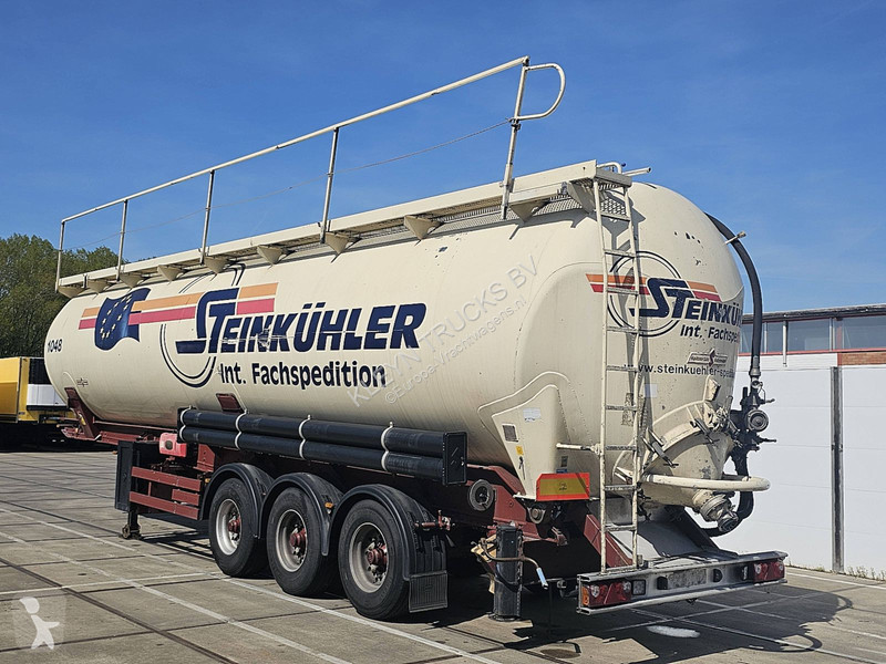 Semi reboque Spitzer SK 2760 CAL GGVS ADR