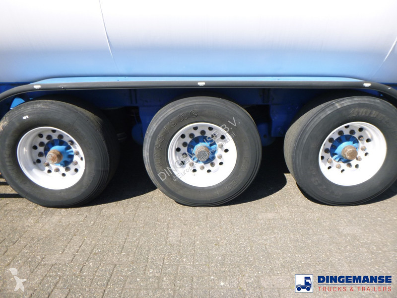 Semiremorca  Gas tank steel LPG 49.9 m3 / 1comp