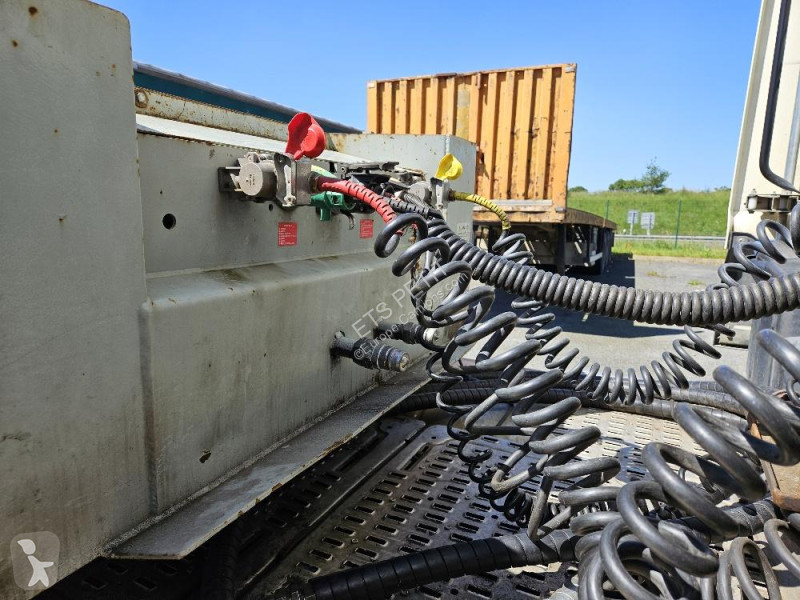 Semitrailer Castera  PORTE ENGIN 3 ESSIEUX SR3T