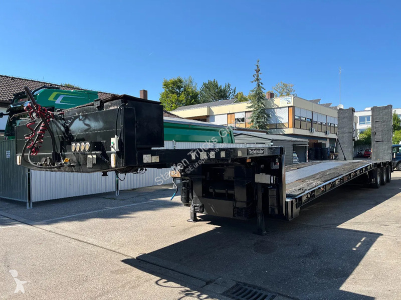 Semitrailer Goldhofer STZ -TL 3 -33/80 3-Achs...
