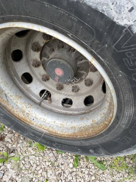 Semitrailer Fruehauf PORTE CONTAINER 2 ESSIEUX...