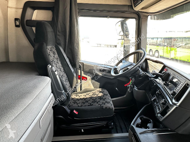 Oplegger Scania R 450 A4x2NA