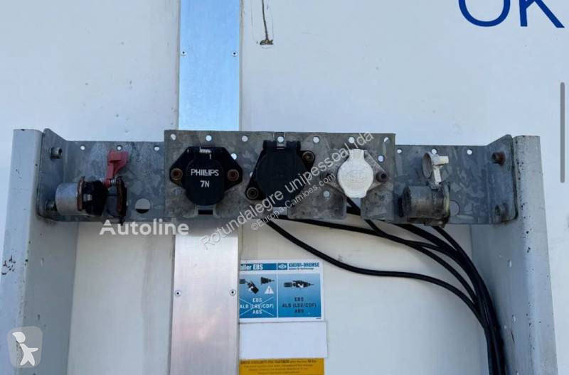 Semi reboque Tracon Uden gesloten trailer