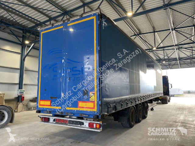Semitrailer Berger Curtainsider Standard