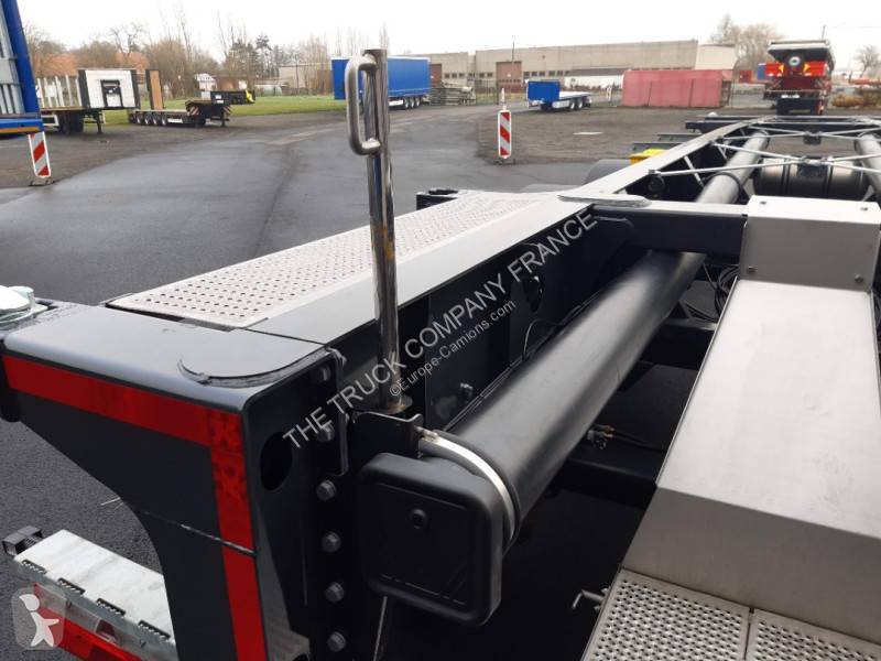 Semitrailer Kässbohrer .SHF T / 30 ADR