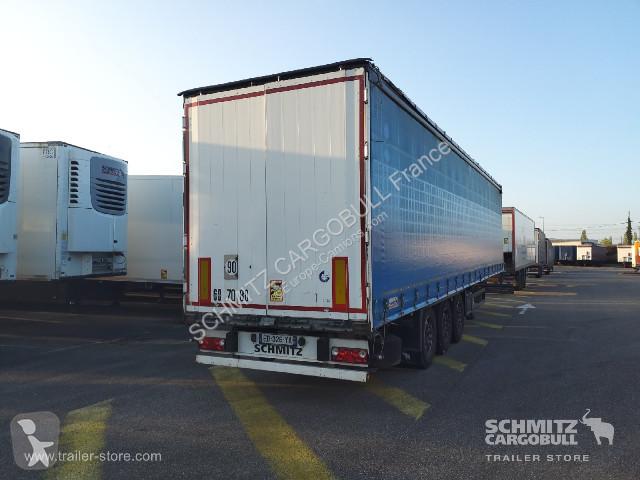 Semitrailer Schmitz Cargobull Semitrailer...
