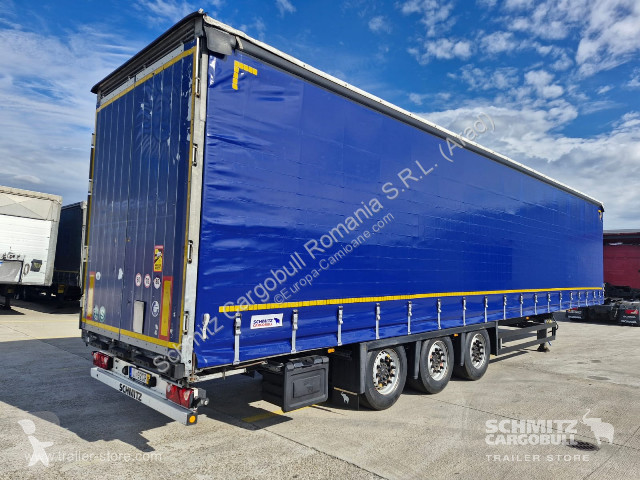 Sættevogn Schmitz Cargobull Curtainsider Varios