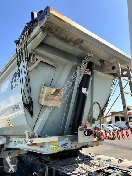 Semitrailer Menci SA700R