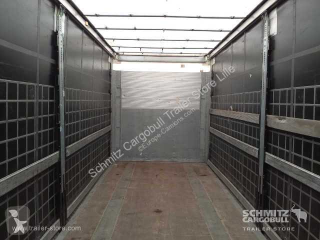 Semitrailer Schmitz Cargobull Semitrailer...