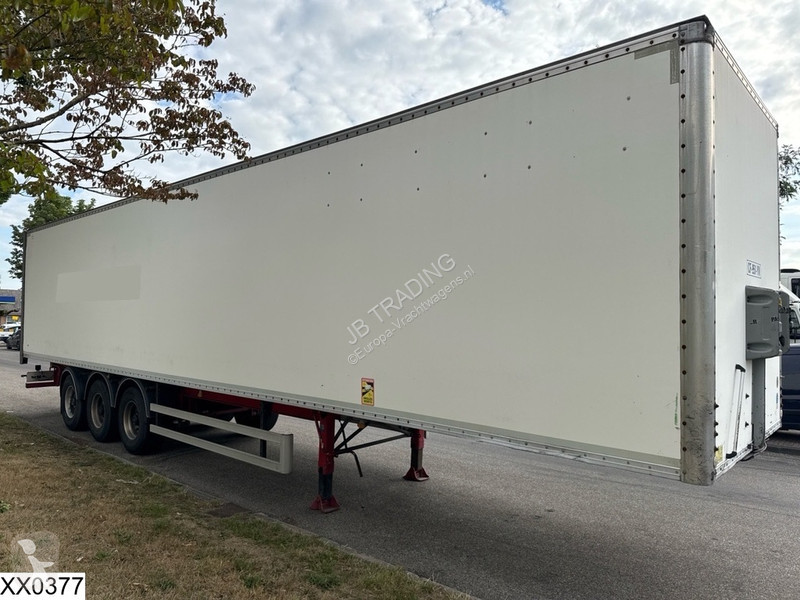 Semi reboque Fruehauf gesloten bak
