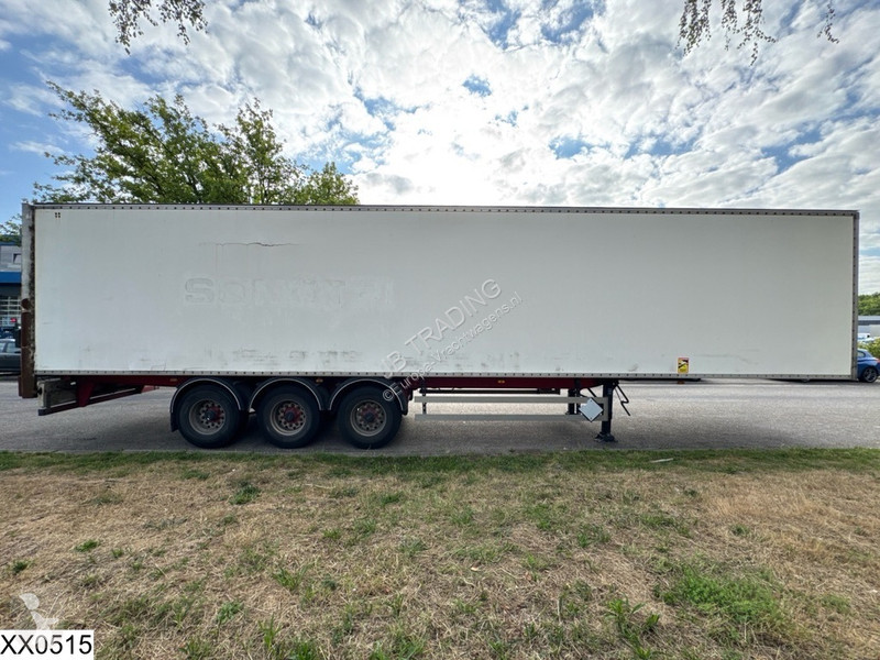 Oplegger General Trailers gesloten bak