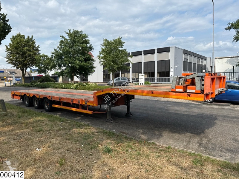 Semitrailer Nooteboom Lowbed 60.000 KG,...