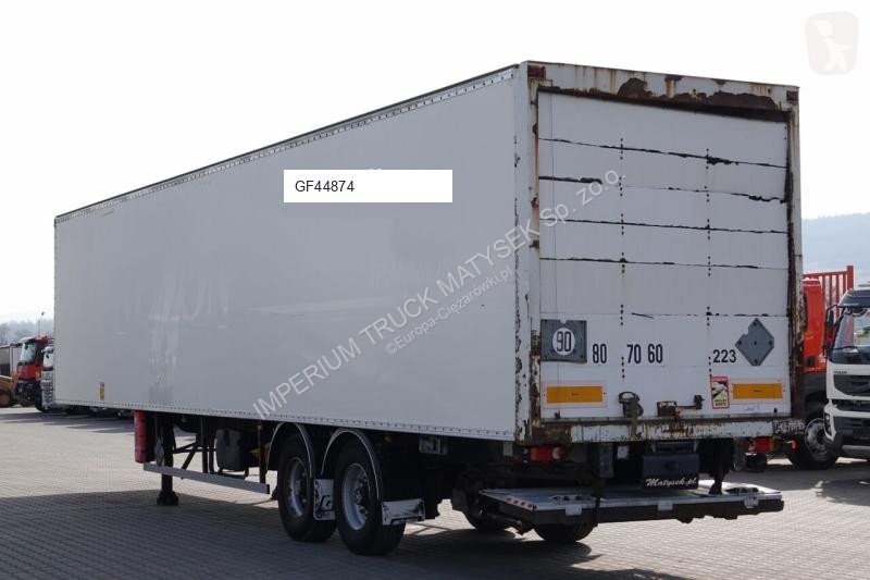 Semiremorca Fruehauf