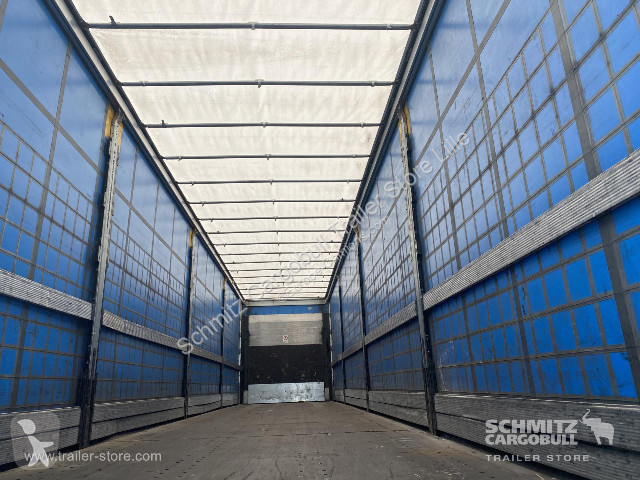 Semitrailer Schmitz Cargobull Semitrailer...