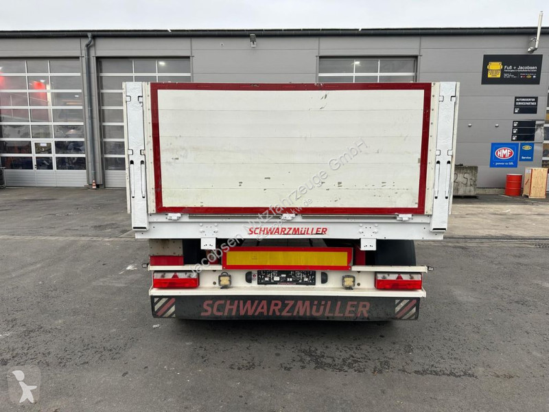 Semitrailer Schwarzmüller