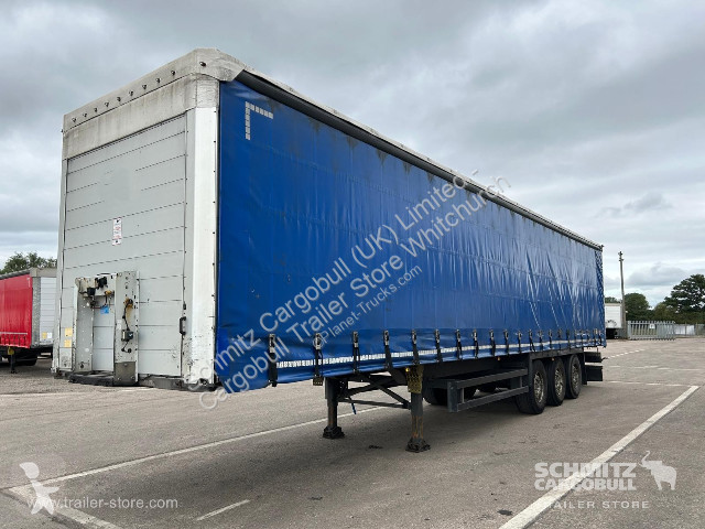 نصف مقطورة Schmitz Cargobull Curtainsider...
