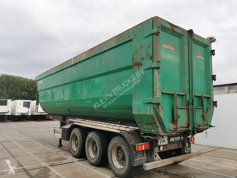 Semiremorca Wellmeyer 50M3 STEEL SAF LIFT AXLE
