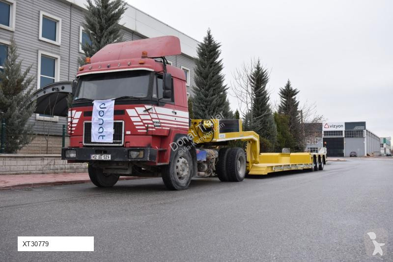 Oplegger Donat Front loading hydraulic lowbed