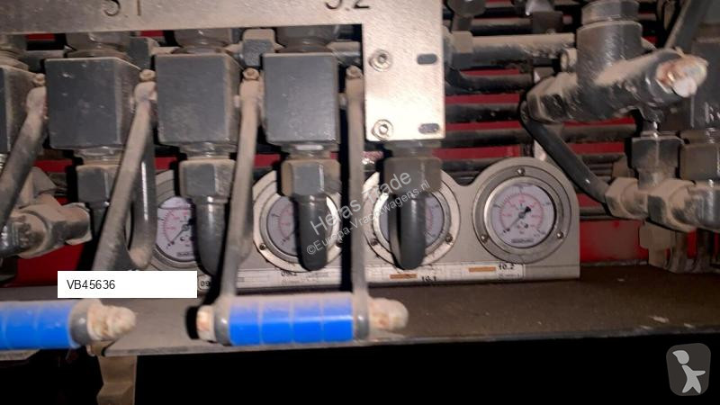 نصف مقطورة Goldhofer THP/SL Universal Gooseneck...