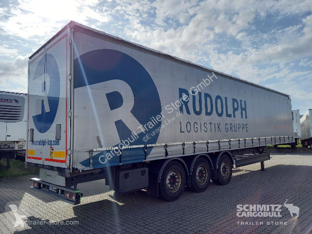 Semitrailer Berger Curtainsider Coil