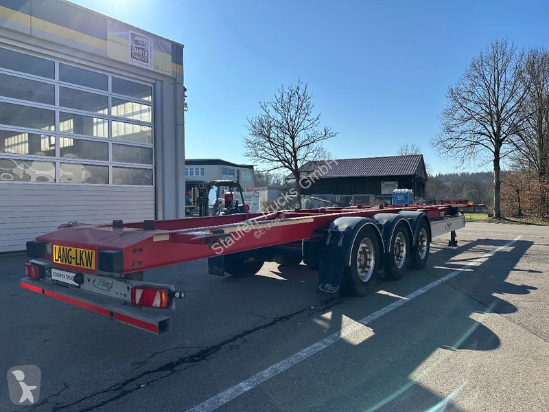 Semitrailer Fliegl Containerchassis für 2...