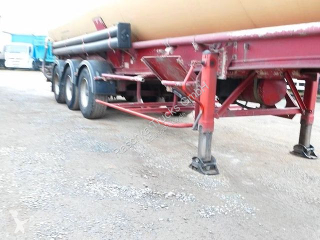 Semi reboque Spitzer Eurovrac- kippsilo  55 m3...