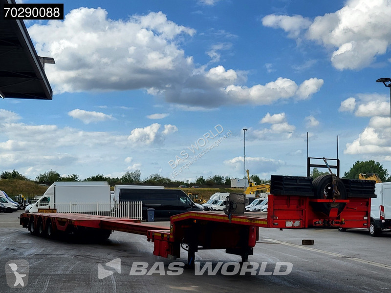 Semitrailer Kässbohrer LB3E Wheel Recess...