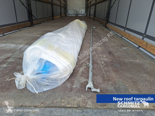 Semi reboque Schmitz Cargobull Curtainsider Mega