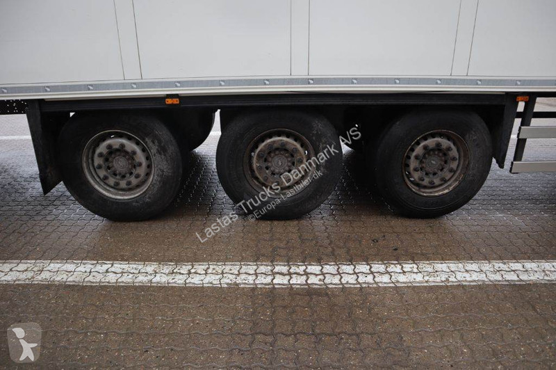 Sættevogn Schmitz Cargobull 3 aks køletrailer