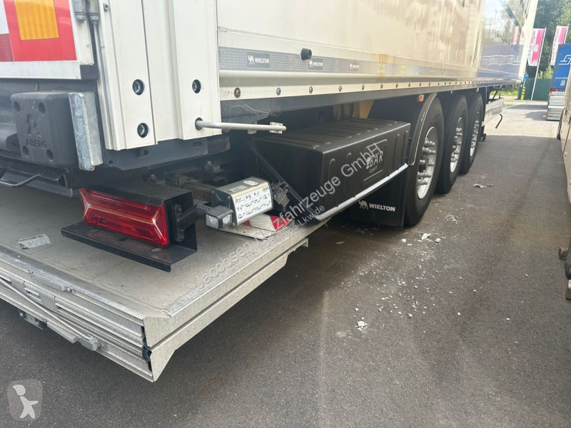 Semitrailer Wielton