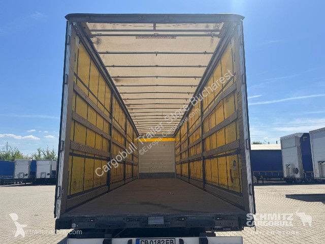 Semirimorchio Schmitz Cargobull Curtainsider...