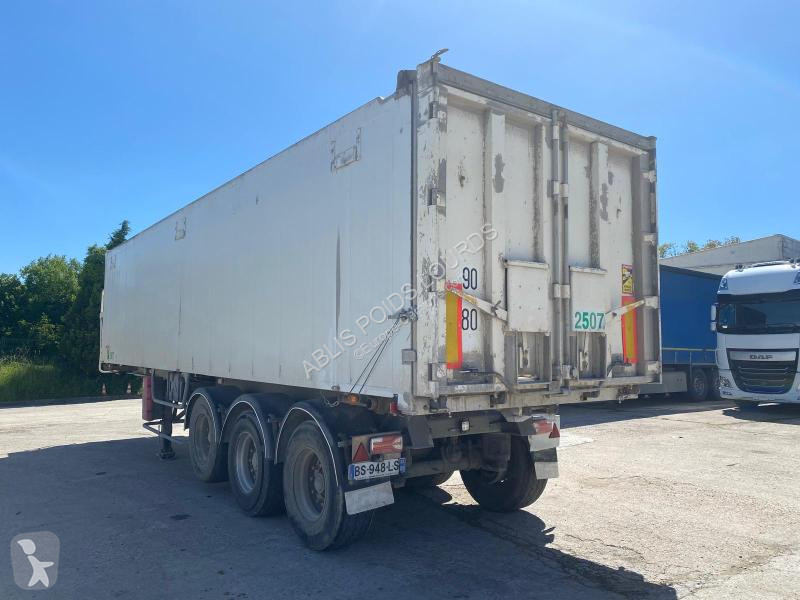 Semitrailer Stas