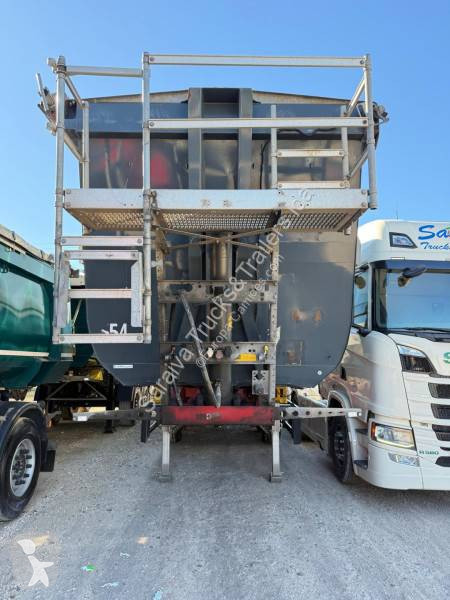 نصف مقطورة Schmitz Cargobull