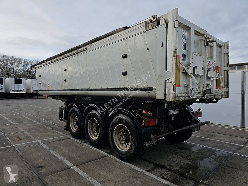 نصف مقطورة Schmitz Cargobull 24 3