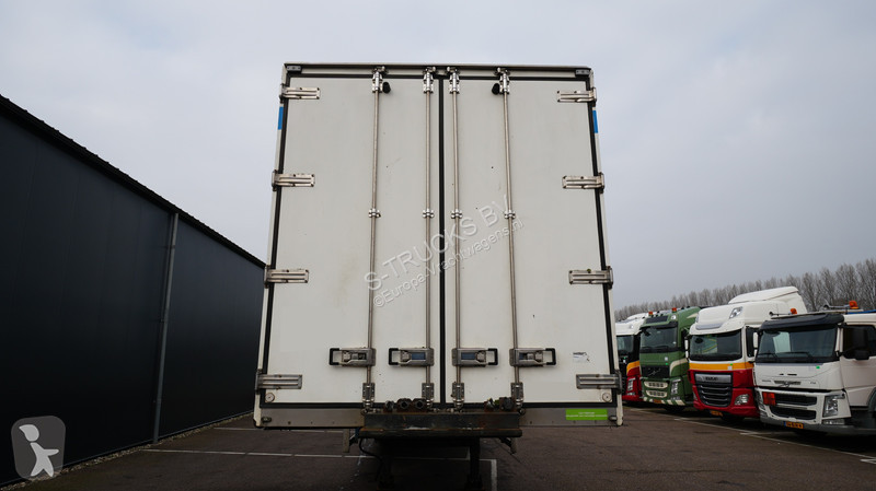 نصف مقطورة LAG Closed box trailer