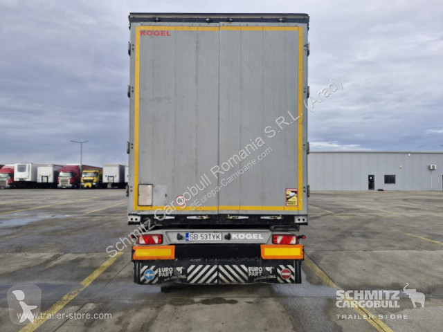 نصف مقطورة Kögel Curtainsider Standard