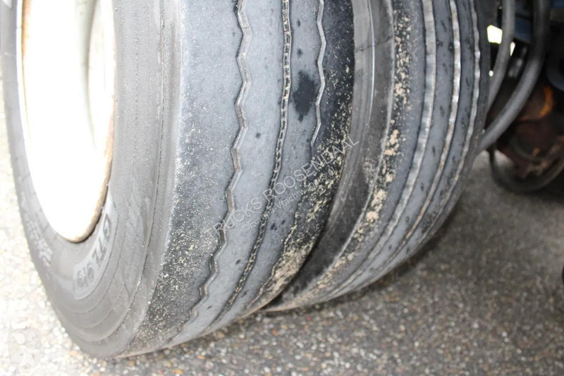 نصف مقطورة Nooteboom EURO 4803 + 3x SAF AXLE